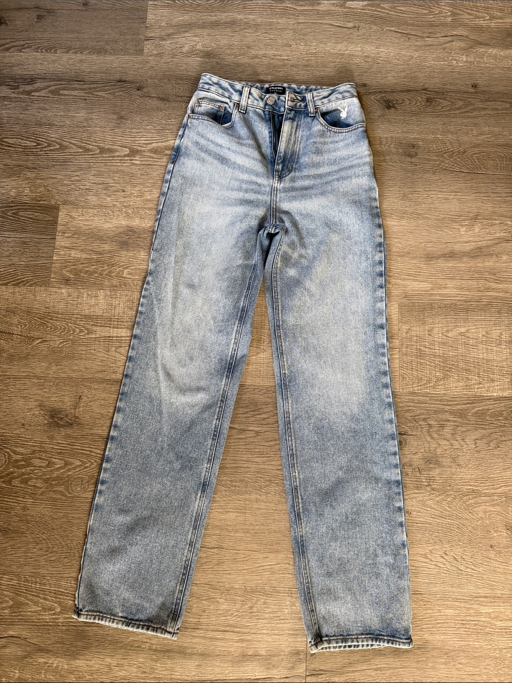 PLAYBOY / Pacsun Collab Light Blue Distressed Back-Pocket Jeans with Pink Logo - Picture 4 of 4